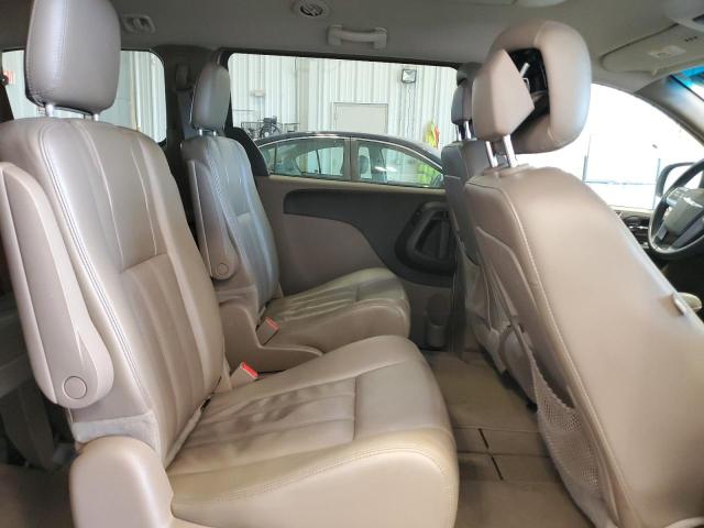 Photo 11 from auction – 2013 CHRYSLER TOWN & COU with VIN 2C4RC1BG5DR802053