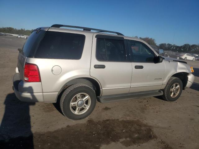 Photo 3 from auction – 2004 FORD EXPLORER X with VIN 1FMZU73K74UA86743