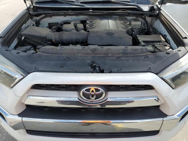 Photo 12 from auction – 2017 TOYOTA 4RUNNER SR with VIN JTEBU5JR3H5442126