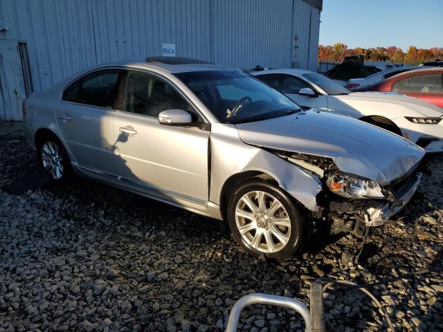 Photo 4 from auction – 2010 VOLVO S80 3.2 with VIN YV1960AS7A1115142