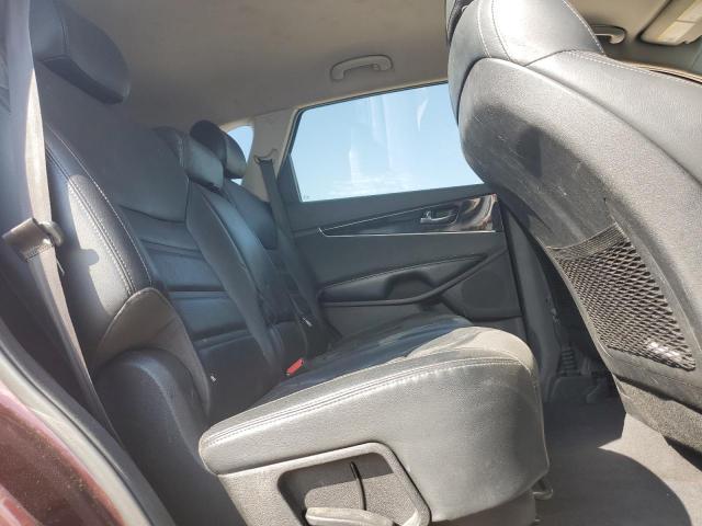 Photo 11 from auction – 2016 KIA SORENTO EX with VIN 5XYPHDA53GG180846