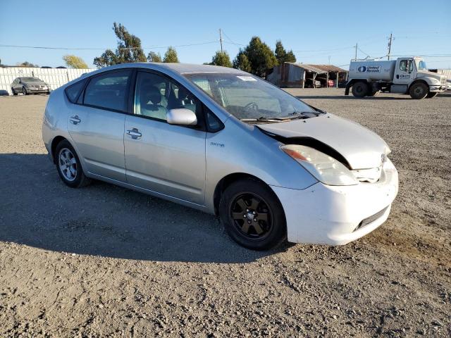 Photo 4 from auction – 2005 TOYOTA PRIUS with VIN JTDKB20U453056403