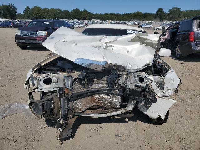 Photo 5 from auction – 2002 LINCOLN TOWN CAR C with VIN 1LNHM83W42Y643280