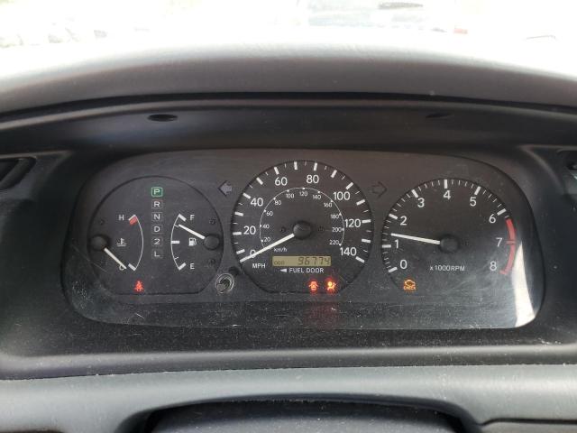 Photo 9 from auction – 2000 TOYOTA CAMRY CE with VIN 4T1BG22K7YU664889