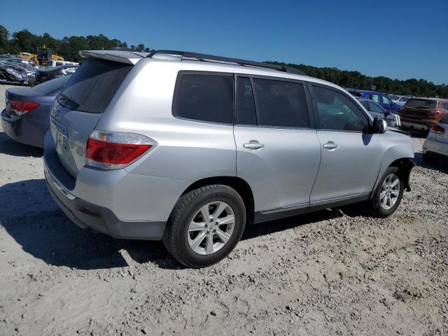 Photo 3 from auction – 2012 TOYOTA HIGHLANDER with VIN 5TDZK3EH1CS084137