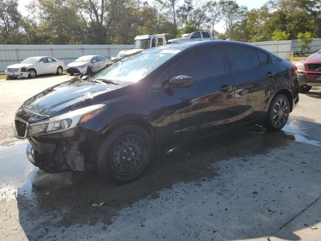 KIA FORTE LX 2017 with VIN 3KPFK4A76HE094623 - Photo from auction