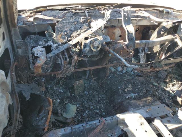 Photo 8 from auction – 2005 CHEVROLET SILVERADO with VIN 2GCEC19V951146152