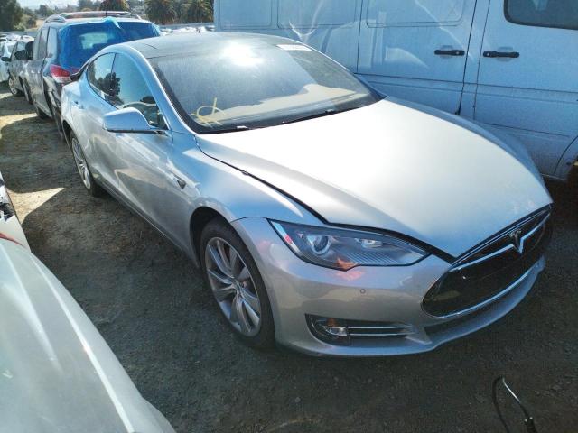 Photo 4 from auction – 2014 TESLA MODEL S with VIN 5YJSA1H10EFP63248