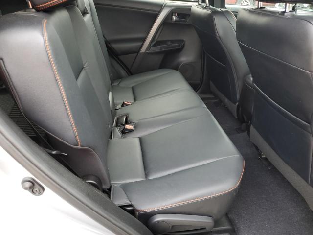 Photo 11 from auction – 2016 TOYOTA RAV4 SE with VIN 2T3JFREV9GW531988