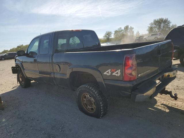Photo 2 from auction – 2003 CHEVROLET SILVERADO with VIN 1GCHK29U13E335712