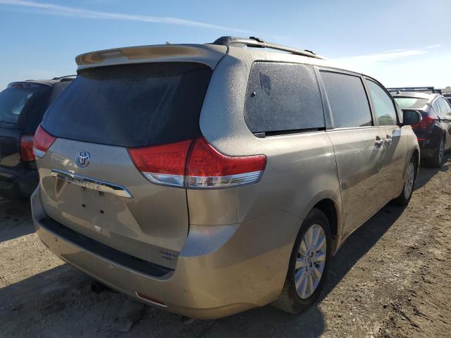 Photo 3 from auction – 2013 TOYOTA SIENNA XLE with VIN 5TDDK3DC1DS057747