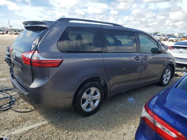 Photo 3 from auction – 2017 TOYOTA SIENNA LE with VIN 5TDKZ3DC7HS785596