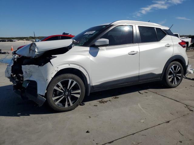 NISSAN KICKS S 2019 with VIN 3N1CP5CU3KL497963 - Photo from auction