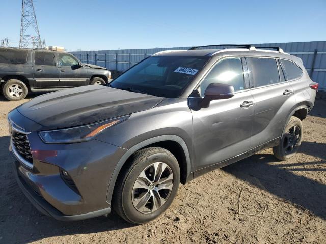 TOYOTA HIGHLANDER 2021 with VIN 5TDHZRAH0MS044276 - Photo from auction