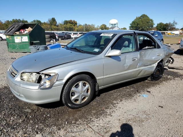 TOYOTA CAMRY CE 2001 with VIN 4T1BG22K41U800272 - Photo from auction