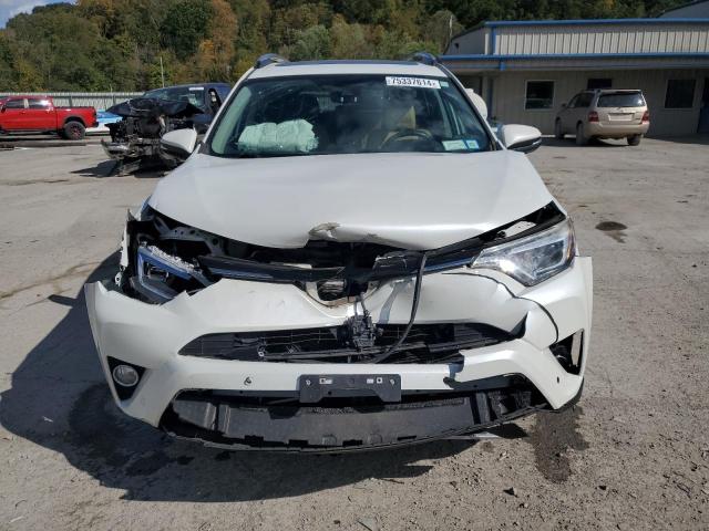Photo 5 from auction – 2017 TOYOTA RAV4 LIMIT with VIN 2T3DFREV1HW657924