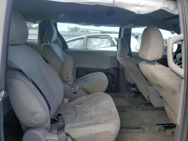 Photo 11 from auction – 2016 TOYOTA SIENNA with VIN 5TDZK3DC3GS696433