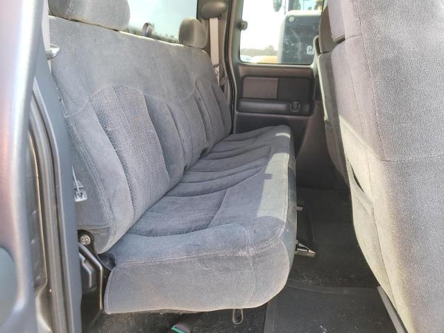 Photo 10 from auction – 2002 CHEVROLET SILVERADO with VIN 1GCHK29U02Z273551