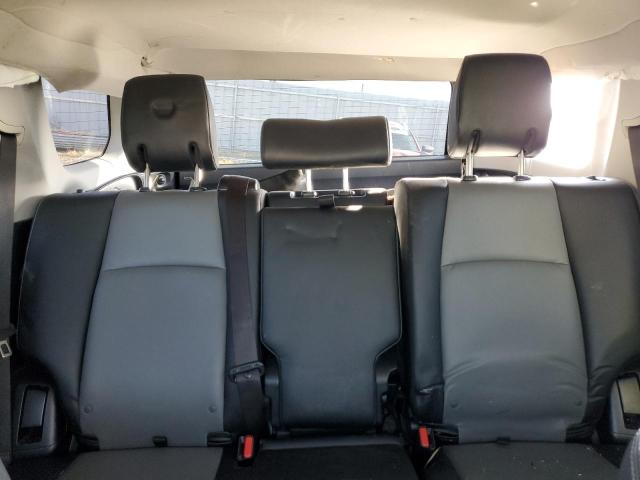 Photo 10 from auction – 2019 TOYOTA 4RUNNER SR with VIN JTEBU5JR6K5633918