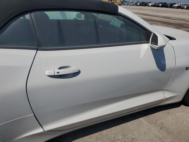 Photo 10 from auction – 2017 CHEVROLET CAMARO LT with VIN 1G1FB3DS4H0209957