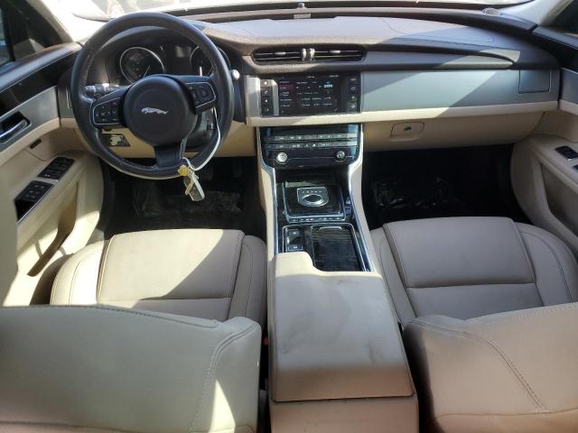 Photo 8 from auction – 2017 JAGUAR XF PREMIUM with VIN SAJBJ4BV2HCY38967