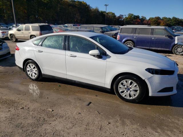 Photo 4 from auction – 2014 FORD FUSION S with VIN 1FA6P0G76E5377215