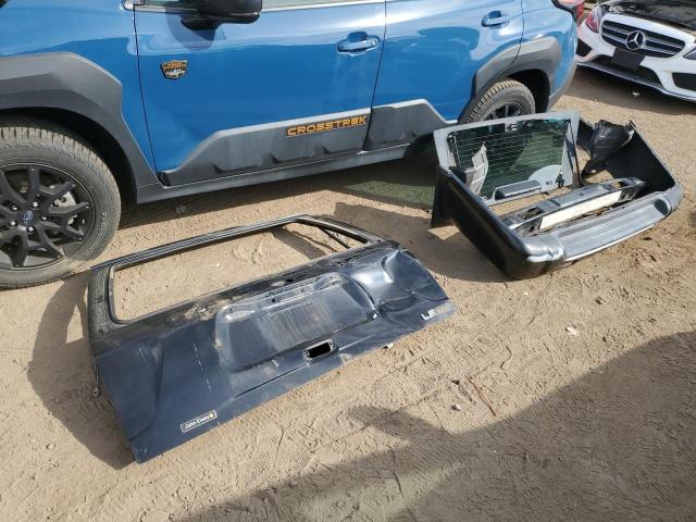 Photo 13 from auction – 2001 NISSAN PATHFINDER with VIN JN8DR07YX1W530174