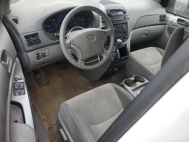 Photo 8 from auction – 2010 TOYOTA SIENNA CE with VIN 5TDKK4CCXAS304449