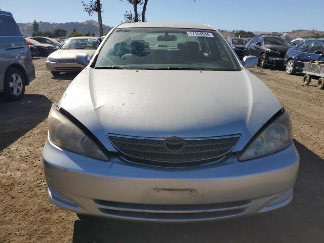 Photo 5 from auction – 2002 TOYOTA CAMRY LE with VIN 4T1BE32K32U548303