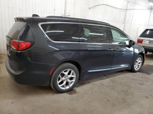 Photo 3 from auction – 2017 CHRYSLER PACIFICA T with VIN 2C4RC1BG0HR777133