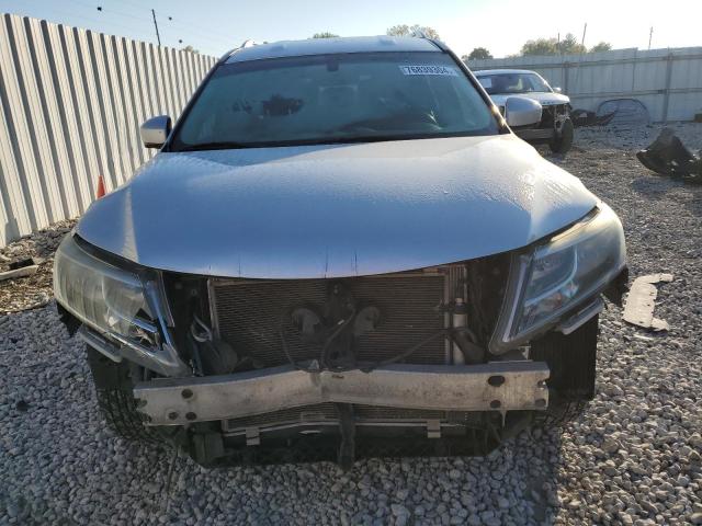Photo 5 from auction – 2015 NISSAN PATHFINDER with VIN 5N1AR2MM4FC642551