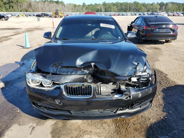 Photo 5 from auction – 2018 BMW 320 I with VIN WBA8E1G55JNU91338