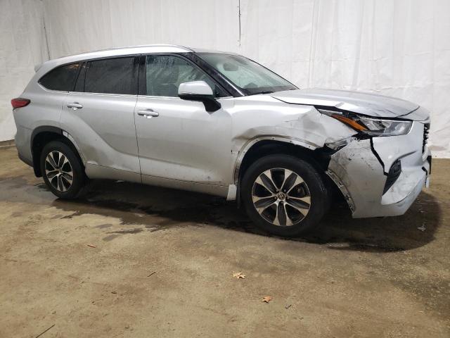 Photo 4 from auction – 2020 TOYOTA HIGHLANDER with VIN 5TDHZRBH8LS501901
