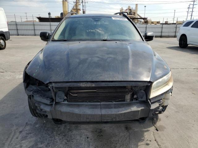 Photo 5 from auction – 2010 VOLVO XC70 3.2 with VIN YV4960BZXA1085343