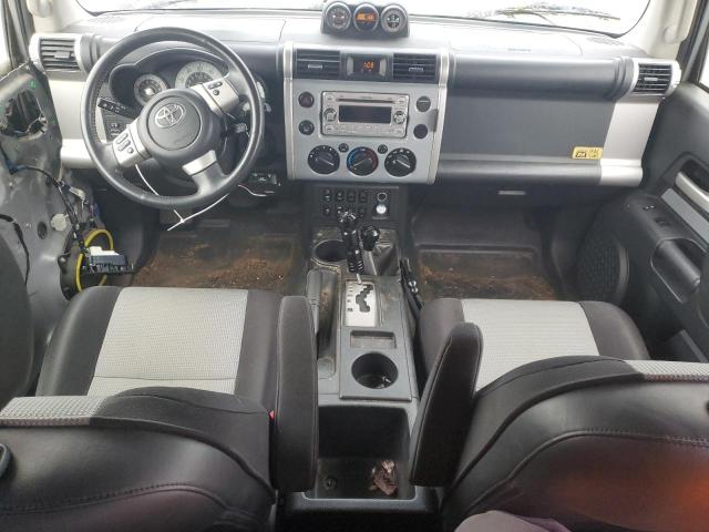 Photo 8 from auction – 2013 TOYOTA FJ CRUISER with VIN JTEBU4BF2DK162675