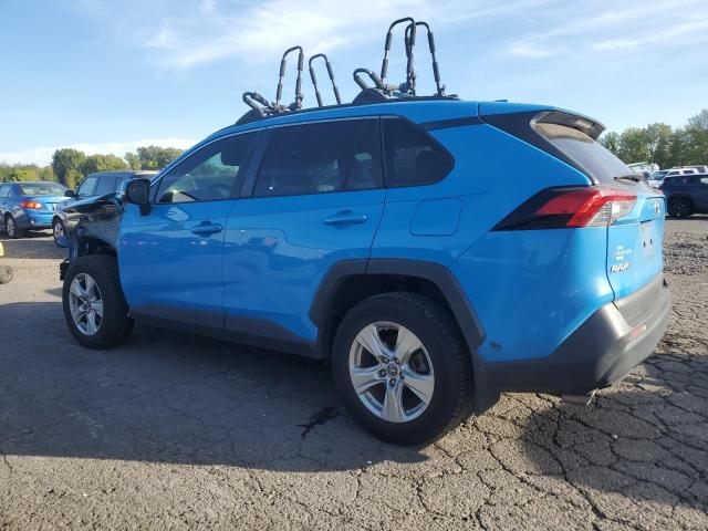 Photo 2 from auction – 2019 TOYOTA RAV4 XLE with VIN JTMW1RFV0KD013048