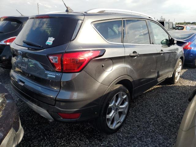 Photo 3 from auction – 2019 FORD ESCAPE TIT with VIN 1FMCU0J92KUB75212