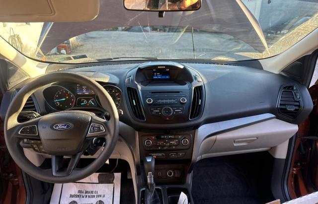 Photo 9 from auction – 2017 FORD ESCAPE SE with VIN 1FMCU9GD0HUC27817