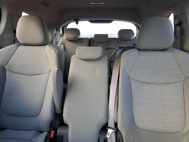 Photo 10 from auction – 2021 TOYOTA SIENNA LE with VIN 5TDKRKEC5MS068214