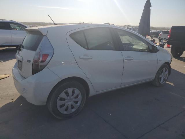 Photo 3 from auction – 2013 TOYOTA PRIUS C with VIN JTDKDTB36D1543116