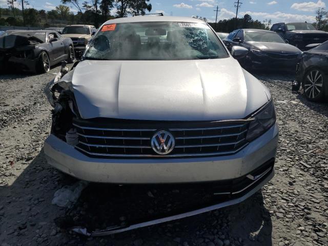 Photo 5 from auction – 2017 VOLKSWAGEN PASSAT S with VIN 1VWAT7A3XHC078712