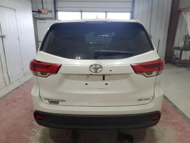 Photo 6 from auction – 2018 TOYOTA HIGHLANDER with VIN 5TDJZRFH6JS807830