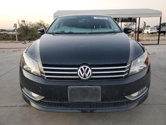 Photo 5 from auction – 2015 VOLKSWAGEN PASSAT S with VIN 1VWAS7A33FC111095