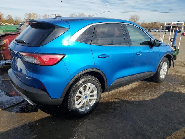 Photo 3 from auction – 2020 FORD ESCAPE SE with VIN 1FMCU9G60LUC08131
