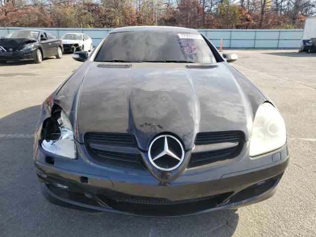 Photo 5 from auction – 2005 MERCEDES-BENZ SLK 350 with VIN WDBWK56F95F047804
