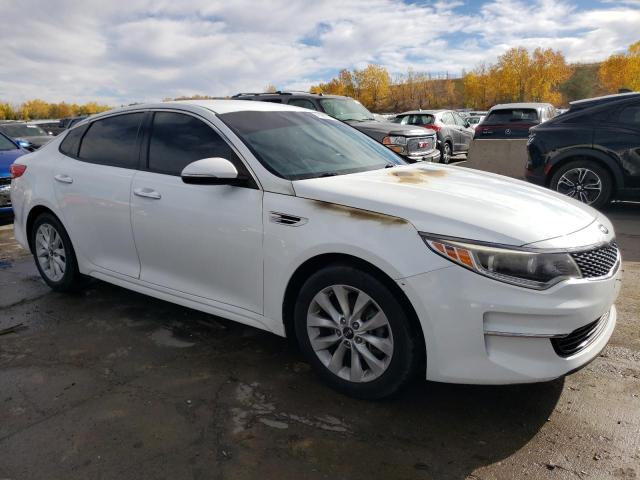 Photo 4 from auction – 2017 KIA OPTIMA EX with VIN 5XXGU4L30HG143606