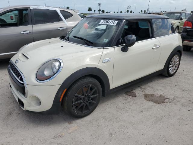 MINI COOPER S 2015 with VIN WMWXP7C59F2A40889 - Photo from auction