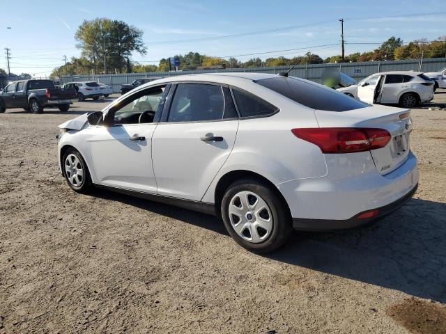 Foto 2 de la subasta – 2018 FORD FOCUS S con VIN 1FADP3E20JL238459