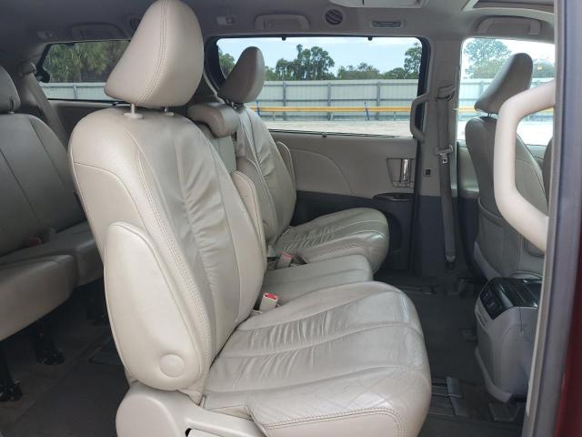 Photo 11 from auction – 2011 TOYOTA SIENNA XLE with VIN 5TDYK3DC1BS155935