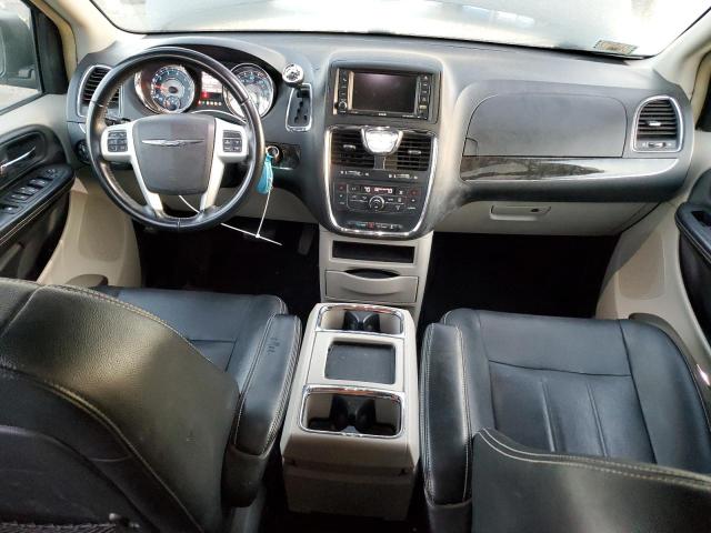 Photo 8 from auction – 2016 CHRYSLER TOWN & COU with VIN 2C4RC1BG3GR141143